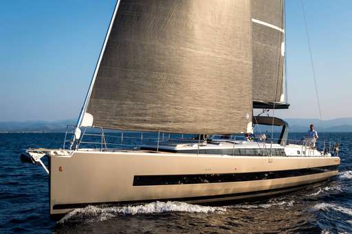 Beneteau Beneteau OcÃ©anis yacht 62