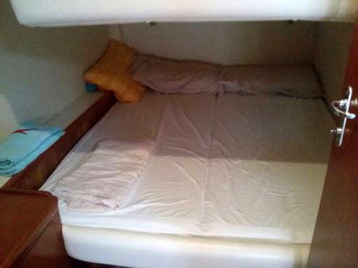 Compositi costruzioni navali Compositi costruzioni navali Composit 420