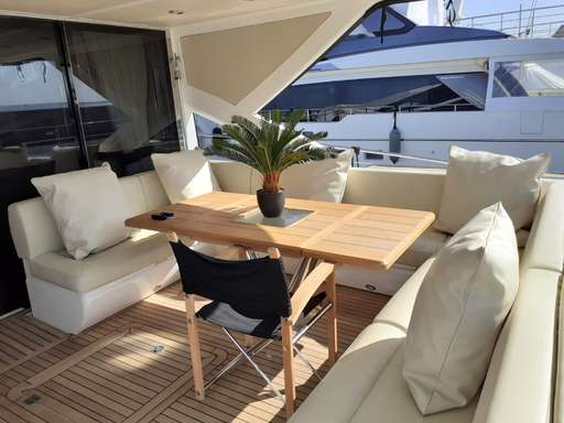 Sunseeker Sunseeker 68 sport yacht