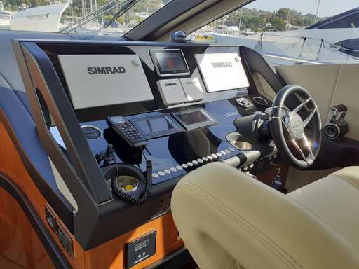 Sunseeker Sunseeker 68 sport yacht