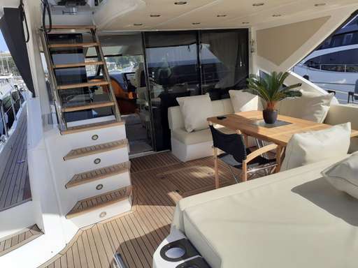 Sunseeker Sunseeker 68 sport yacht