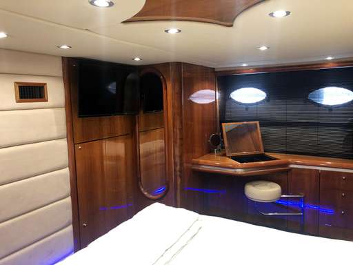 Sunseeker Sunseeker Predator 68