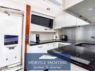 Sunseeker yacht 80 от 2010