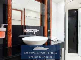 Sunseeker yacht 80 от 2010