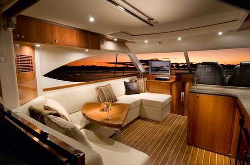 Riviera Riviera 4700 Sport Yacht