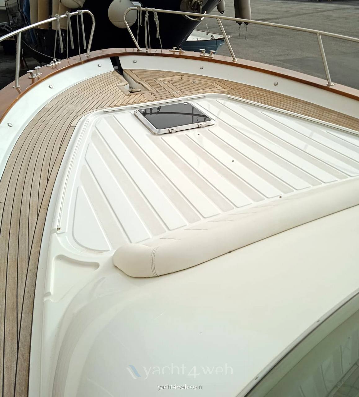 Artigianale Smeraldo 38 ht