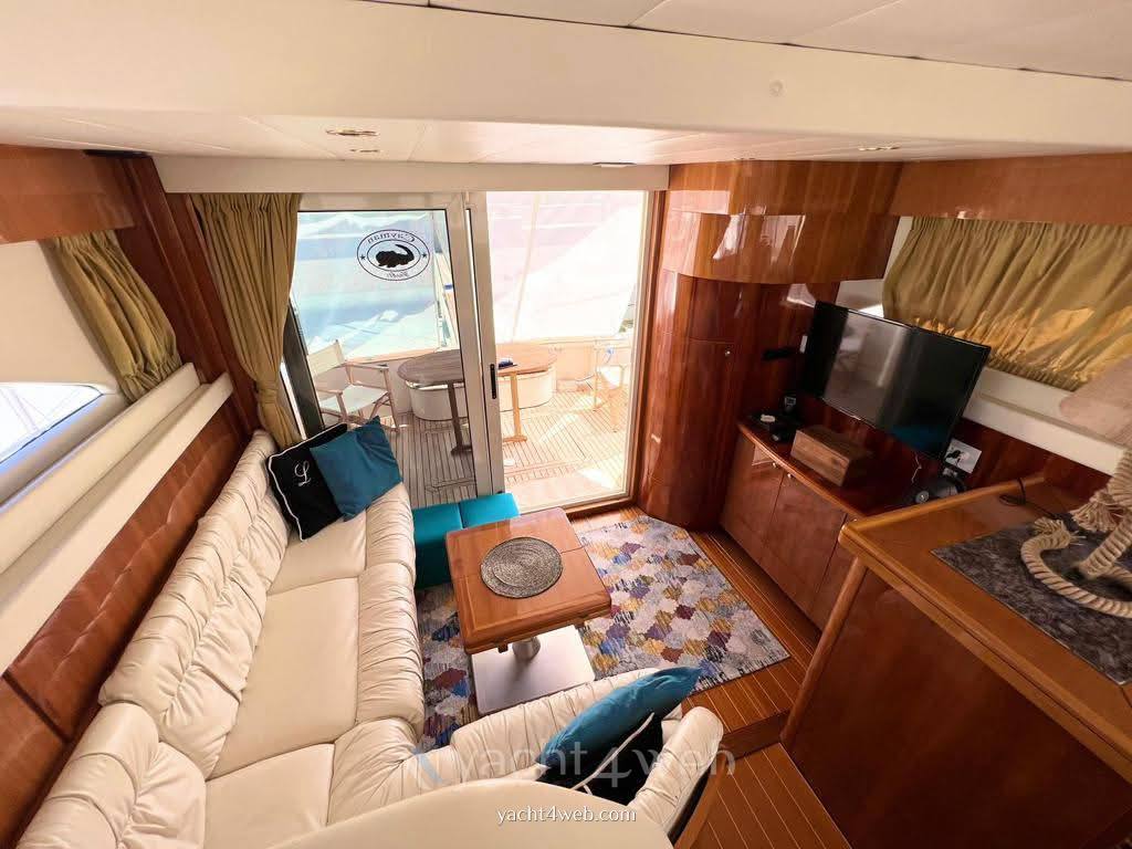 Cayman yachts Cayman 38 fly