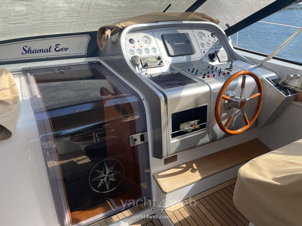 Raffaelli Shamal evo Motor boat used for sale