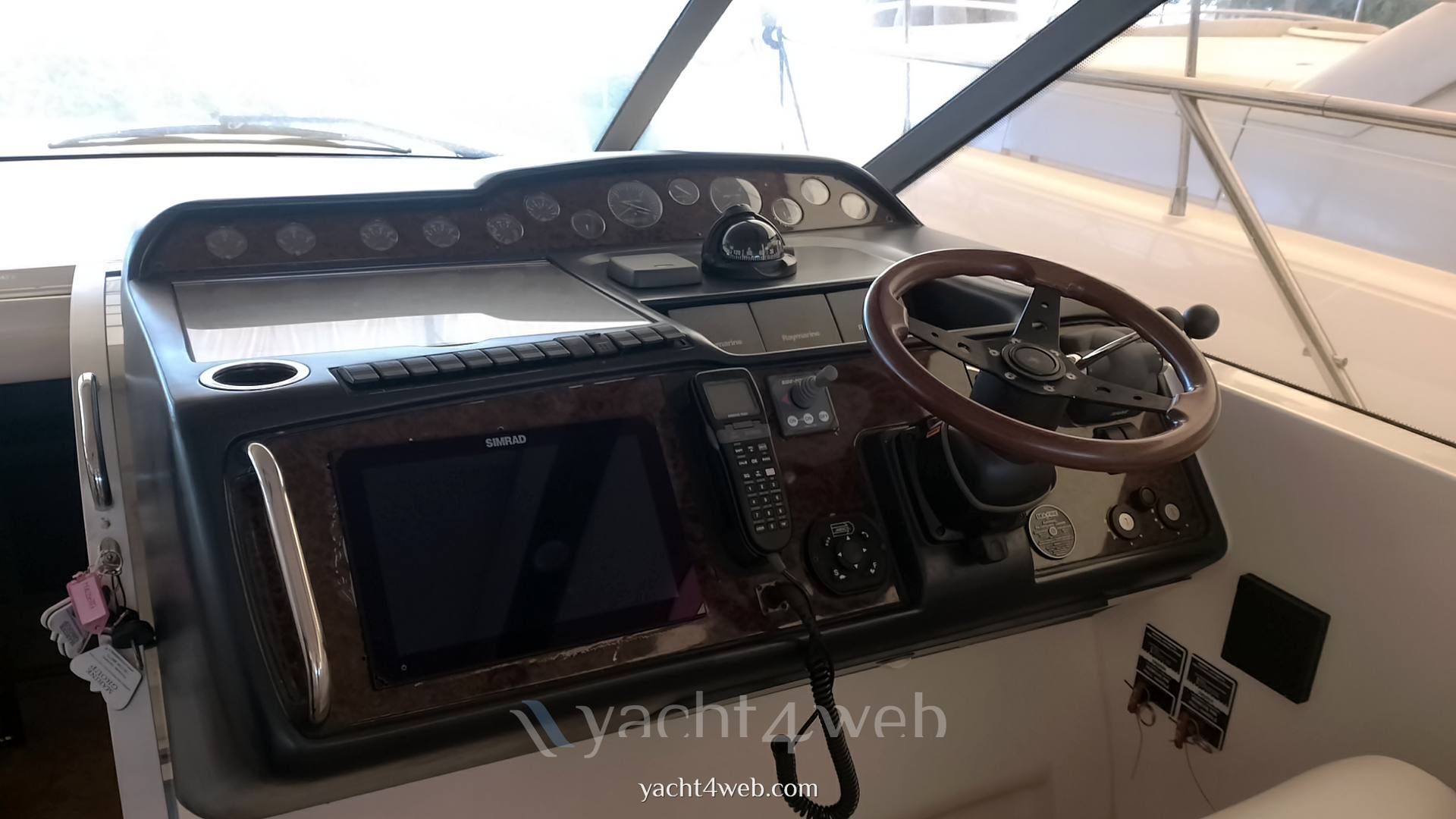 Marine projects princess Princess v48 v 48 机动船 用于销售