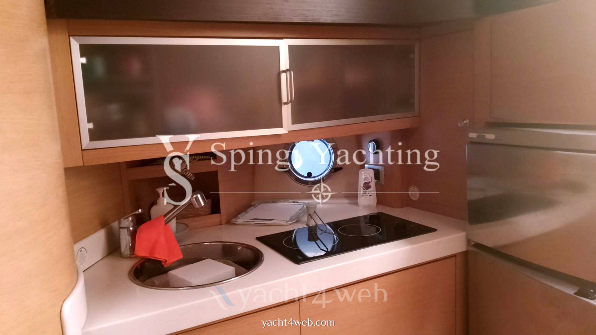 Cranchi Mediterranee 43 open Day cruiser used