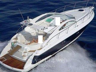 Platinum yachts 40