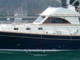 Cantieri estensi Goldstar 440 fly