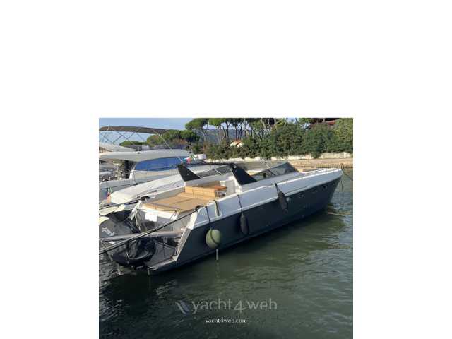 Ferretti Altura 47 open