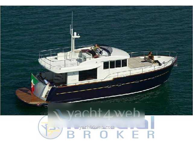 Cantieri estensi Maine 530