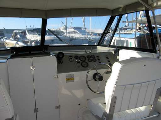 Bayliner Bayliner 2452 express cruiser