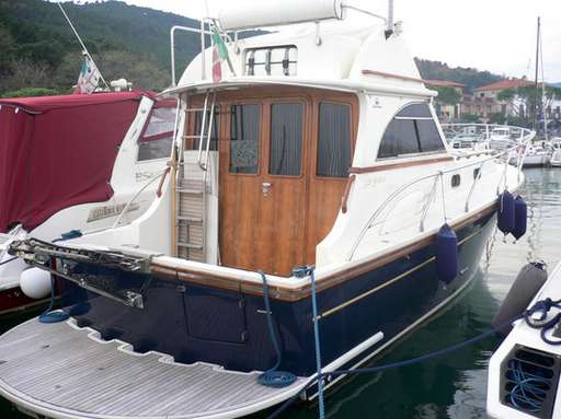 Cantieri estensi Cantieri estensi Goldstar 320 - leasing