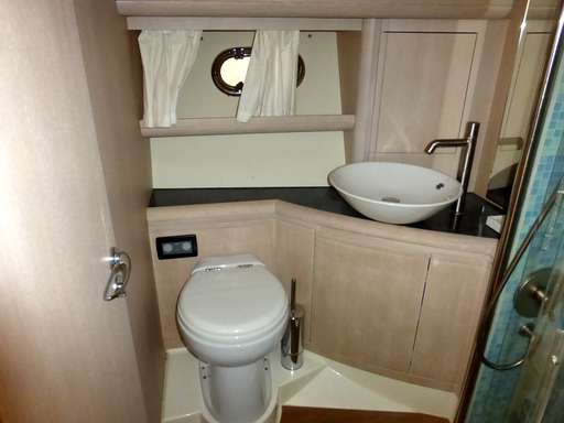 Cantieri estensi spa Cantieri estensi spa Goldstar 480 s