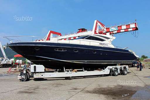 Cantieri nav. del tirreno Cantieri nav. del tirreno Cayman 52