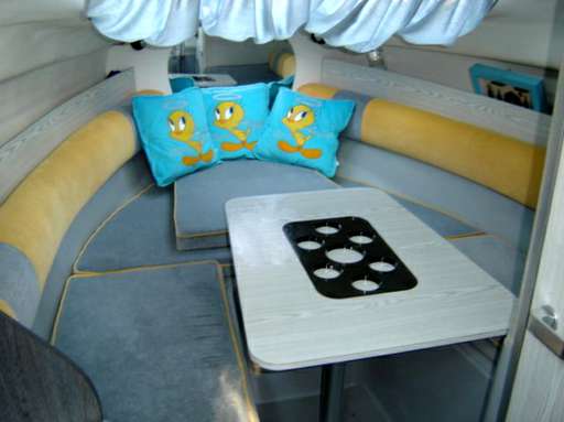 Gobbi Gobbi 21 cabin