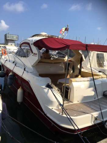 MANO MARINE MANO MARINE 35 hard top