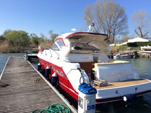 MANO MARINE MANO MARINE 35 hard top