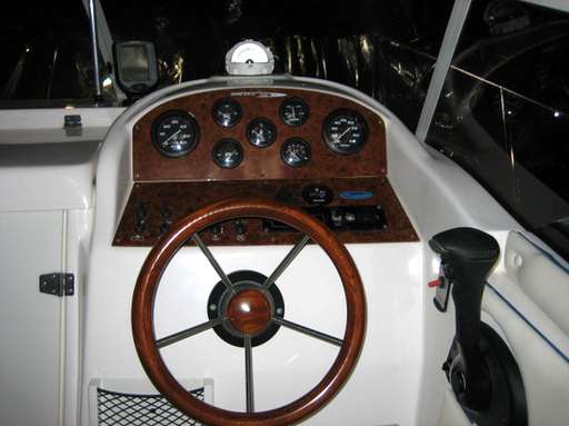 Mano marine Mano marine 22.52 cabin