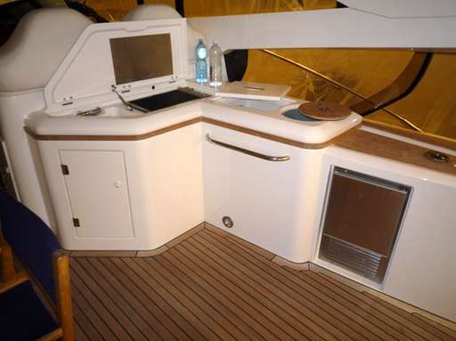 Sunseeker Sunseeker Predator 68