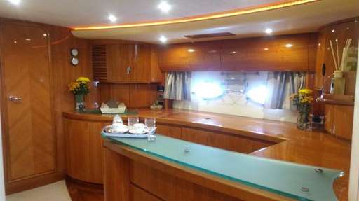 Princess Yachts Princess Yachts V65