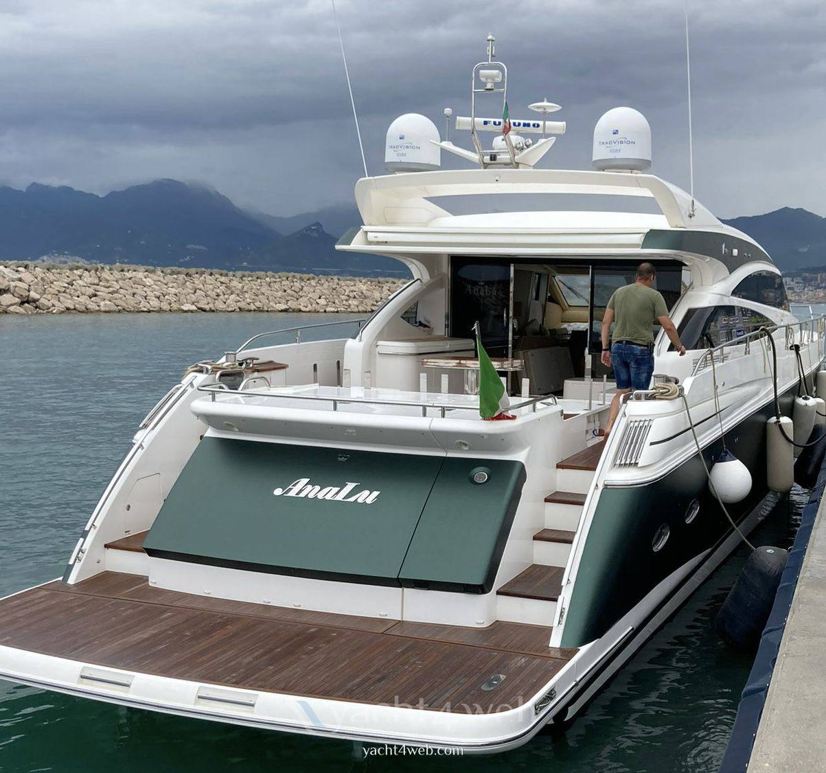 PRINCESS V78 hard top Motor Yacht Planante