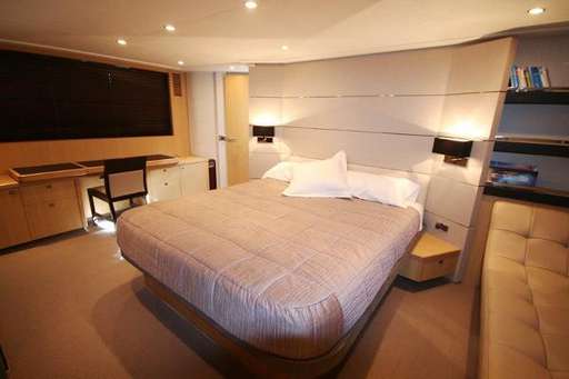 Princess Yachts Princess Yachts Princess V78