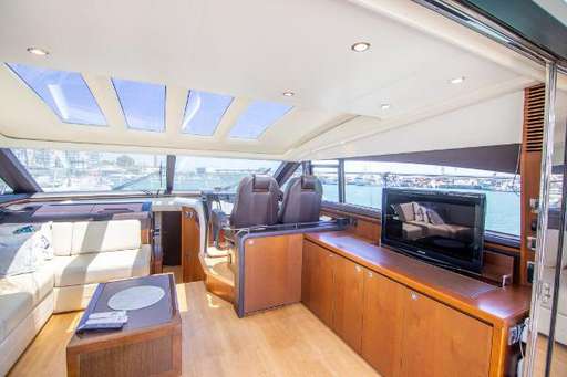 Princess Yachts Princess Yachts V62