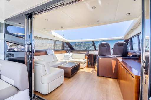 Princess Yachts Princess Yachts V62