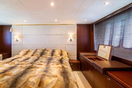 Princess Yachts Princess Yachts V62