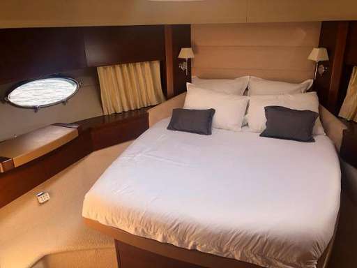 Princess Yachts Princess Yachts V70