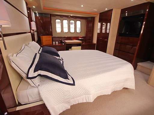 Princess Yachts Princess Yachts V70