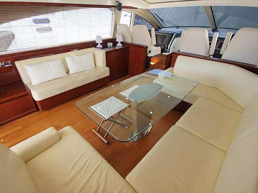 Princess Yachts Princess Yachts V70