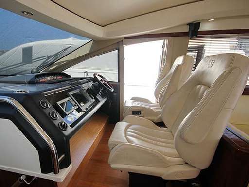 Princess Yachts Princess Yachts V70