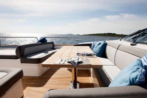 Sunseeker Sunseeker 28 metre yacht