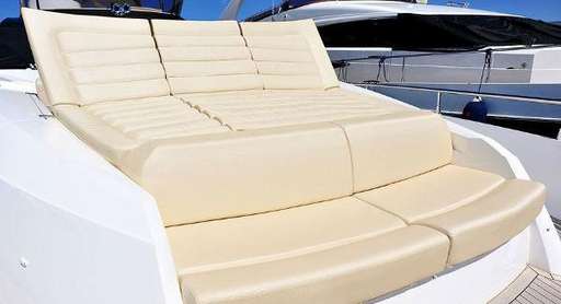 Sunseeker Sunseeker 75 yacht