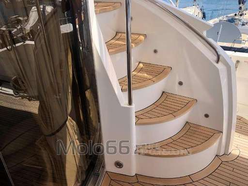 Sunseeker Sunseeker 90 Yacht