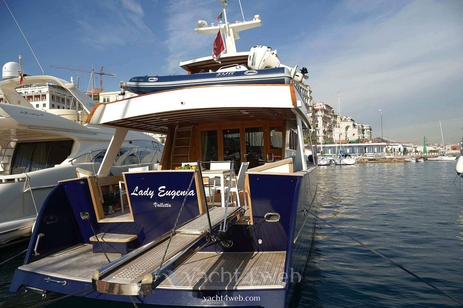 Azzurro 74s Barca a motore usata in vendita