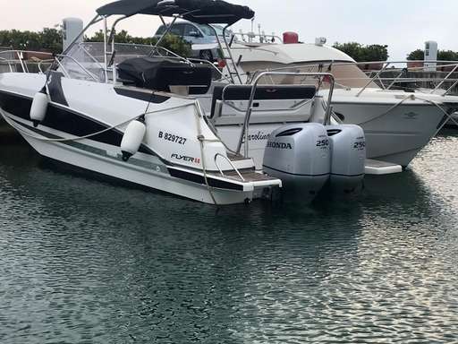 BENETEAU BENETEAU Flyer 8.8 sundeck