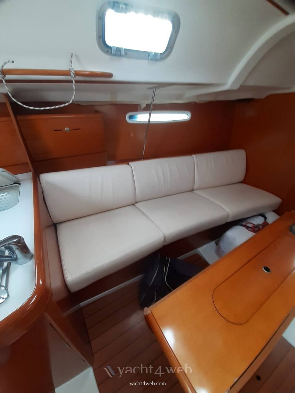 Beneteau First 31.7  используется