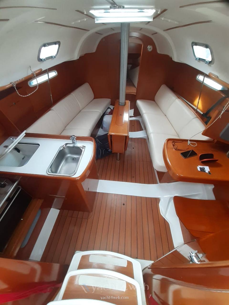 Beneteau First 31.7 sailing boat