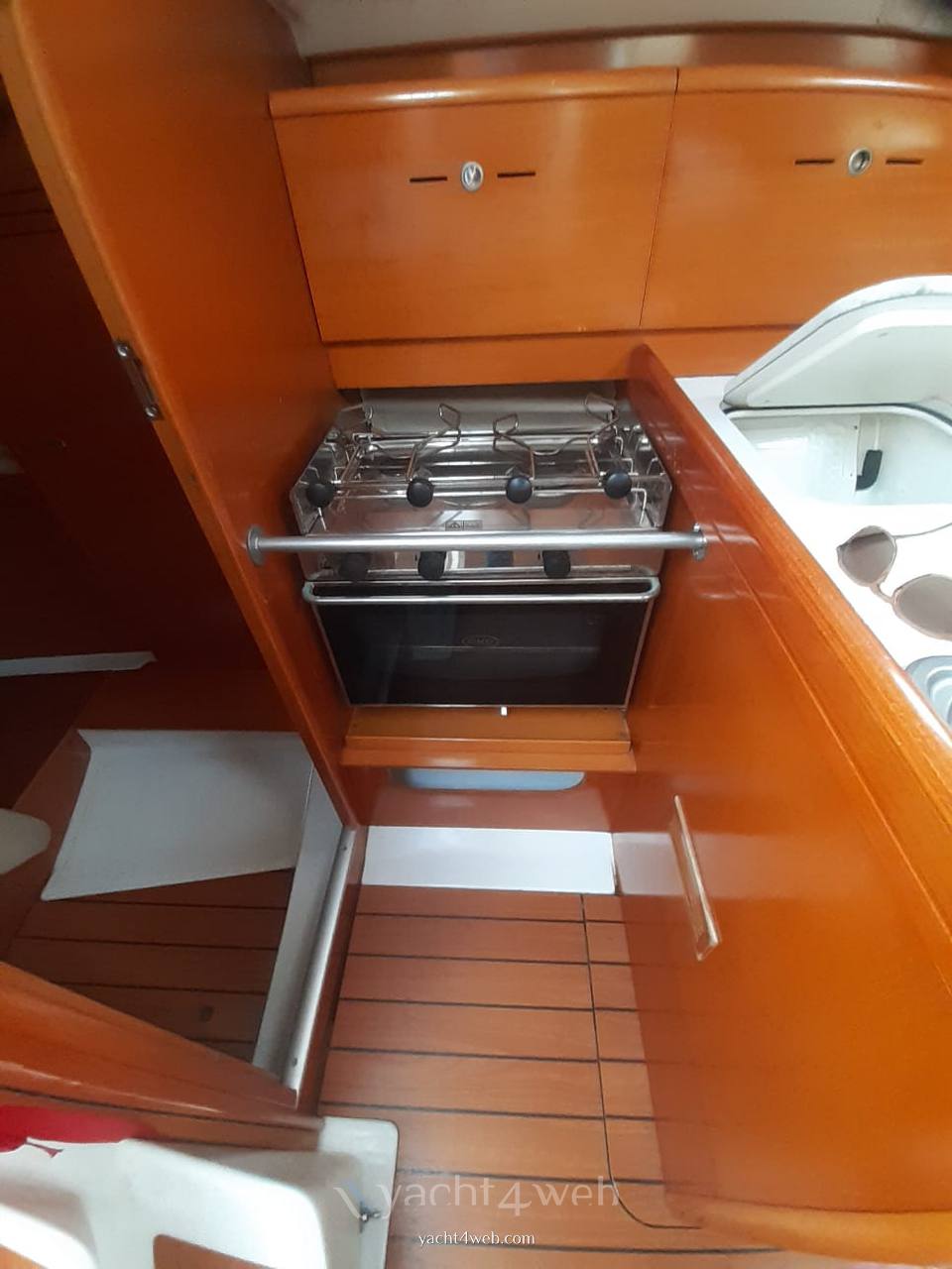 Beneteau First 31.7 Barco de vela usado para venta