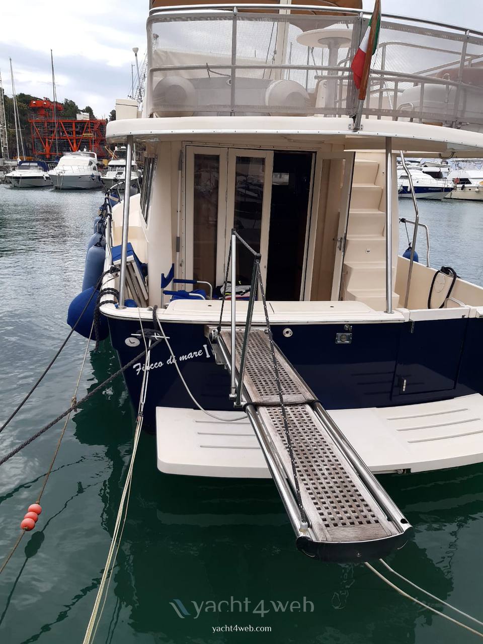 Mainship 400 Bateau à moteur nouveau en vente