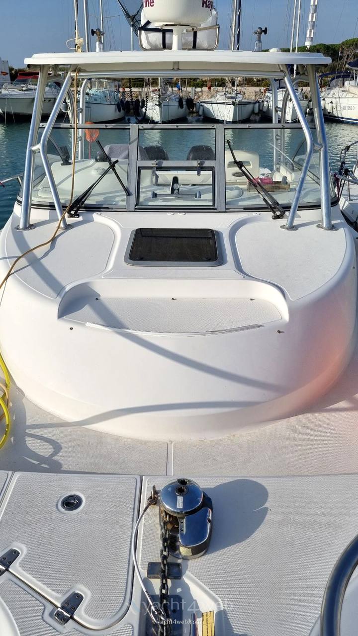 BOSTON WHALER 305 conquest used
