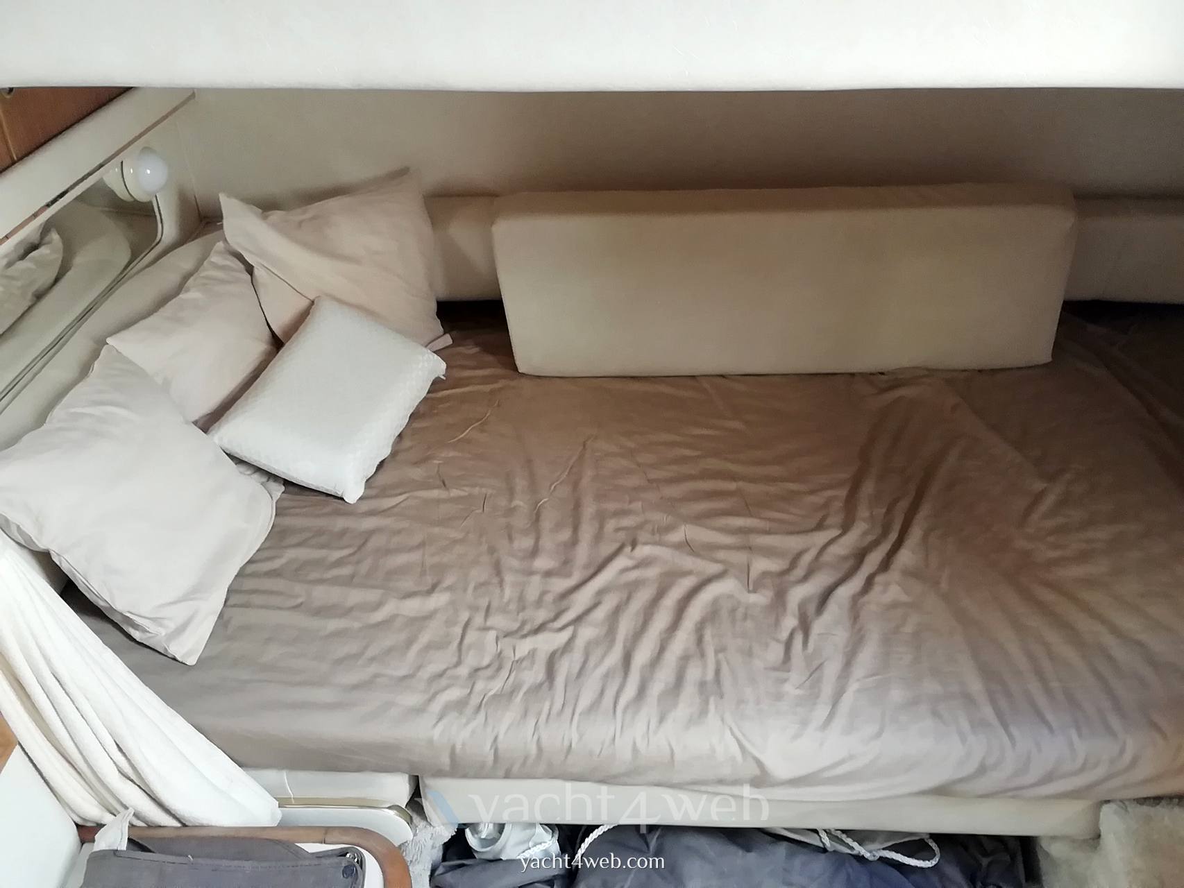 SEA RAY 310 sundancer barca a motore