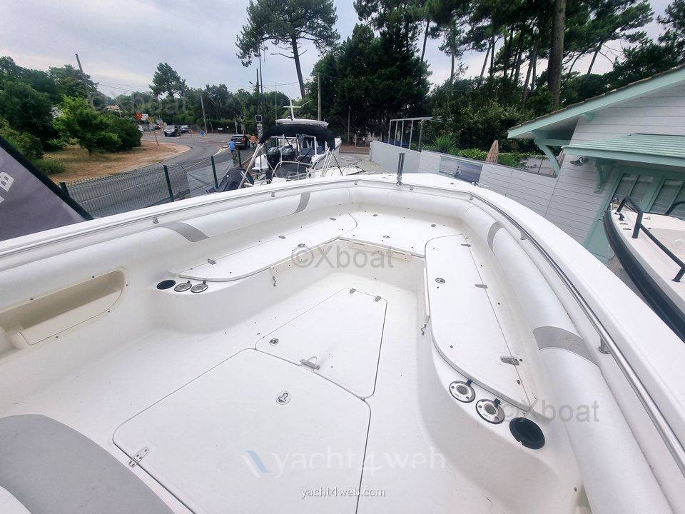 Boston whaler 320 outrage usato