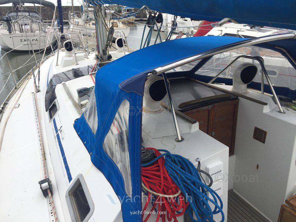 Beneteau OCEANIS 390 Парус cruiser